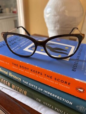 Wittnauer Classic Cat-Eye Brown Reading Glasses